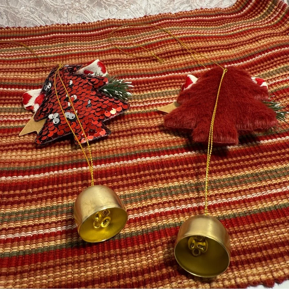 NWT Christmas Tree Ornaments Plush Decoration Bells Hanging Gift Wind Chimes